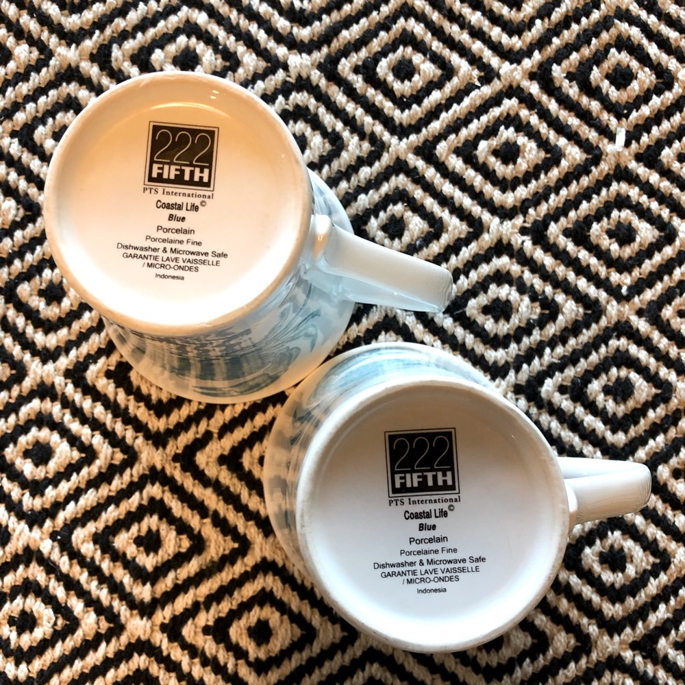 Coastal Life Crab Mugs (Set of 2) - Picture 6 of 7